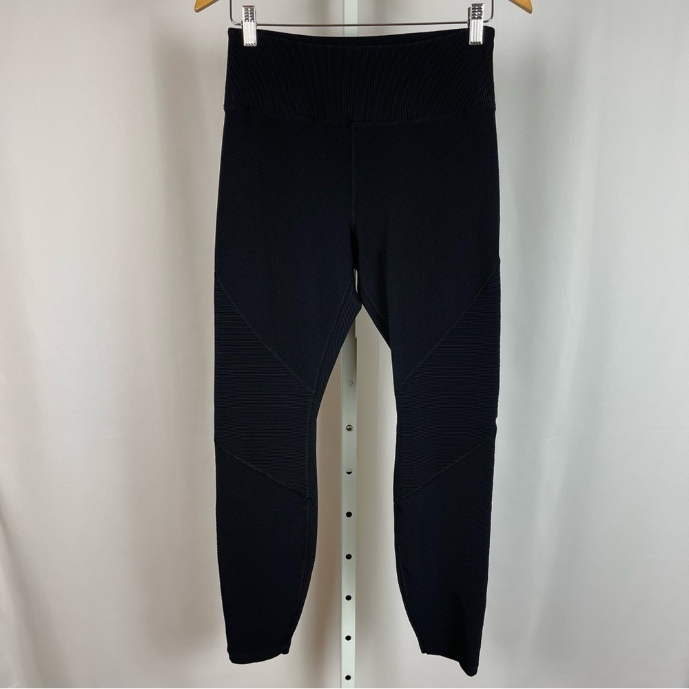 Lorna Jane Medium Ribbed Leggings Yoga Dance Workout Gym Running Flattering